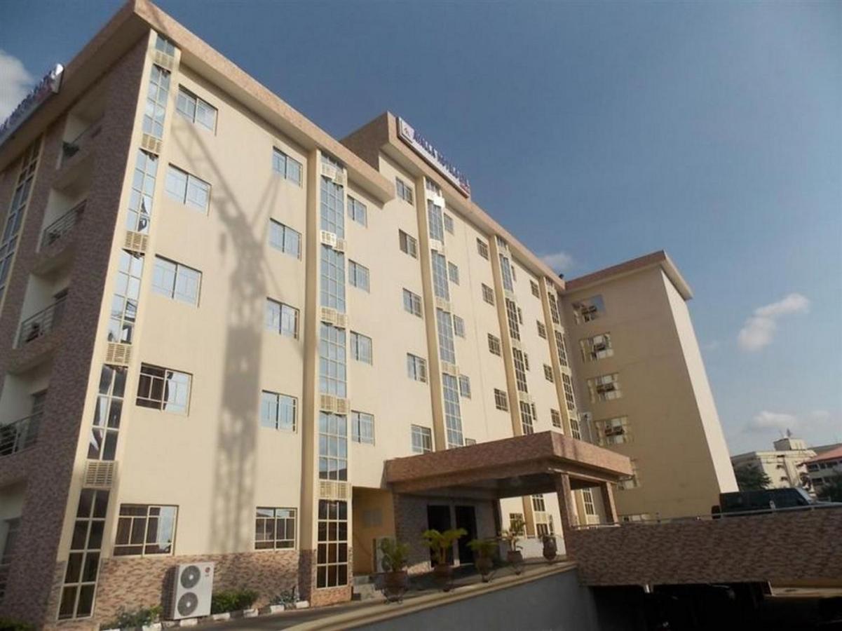 Room In Lodge - Ayalla Hotels And Suites Abuja Ngoại thất bức ảnh