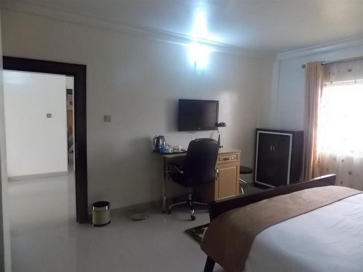 Room In Lodge - Ayalla Hotels And Suites Abuja Ngoại thất bức ảnh